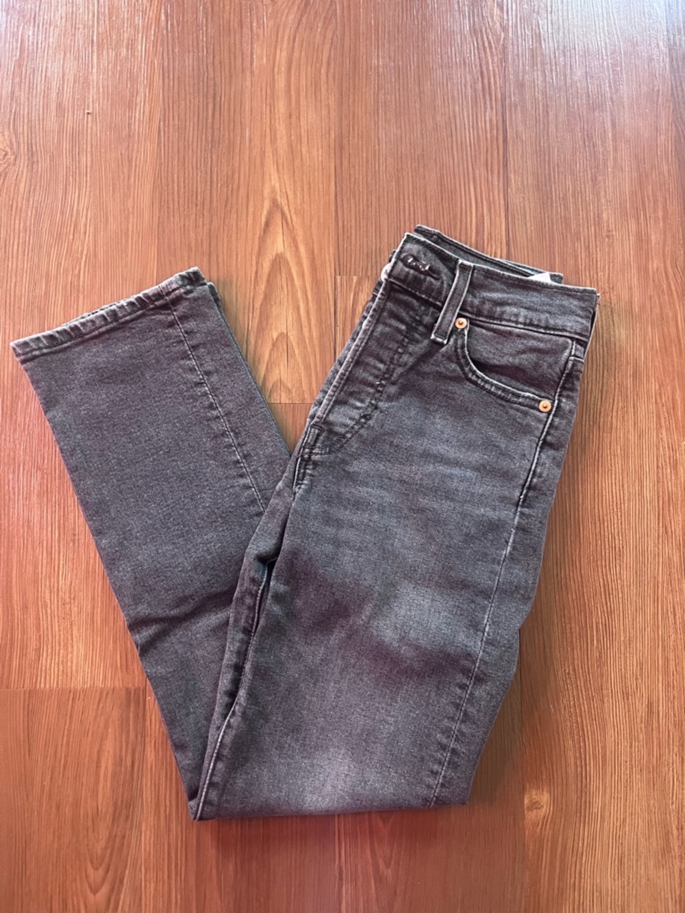 Levi’s Wedgie Straight Cropped Jeans